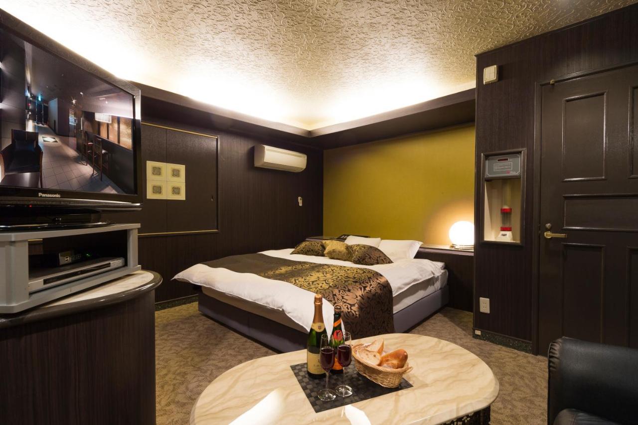 Hotel Le Rosey (Adults Only) Китакюсю Экстерьер фото